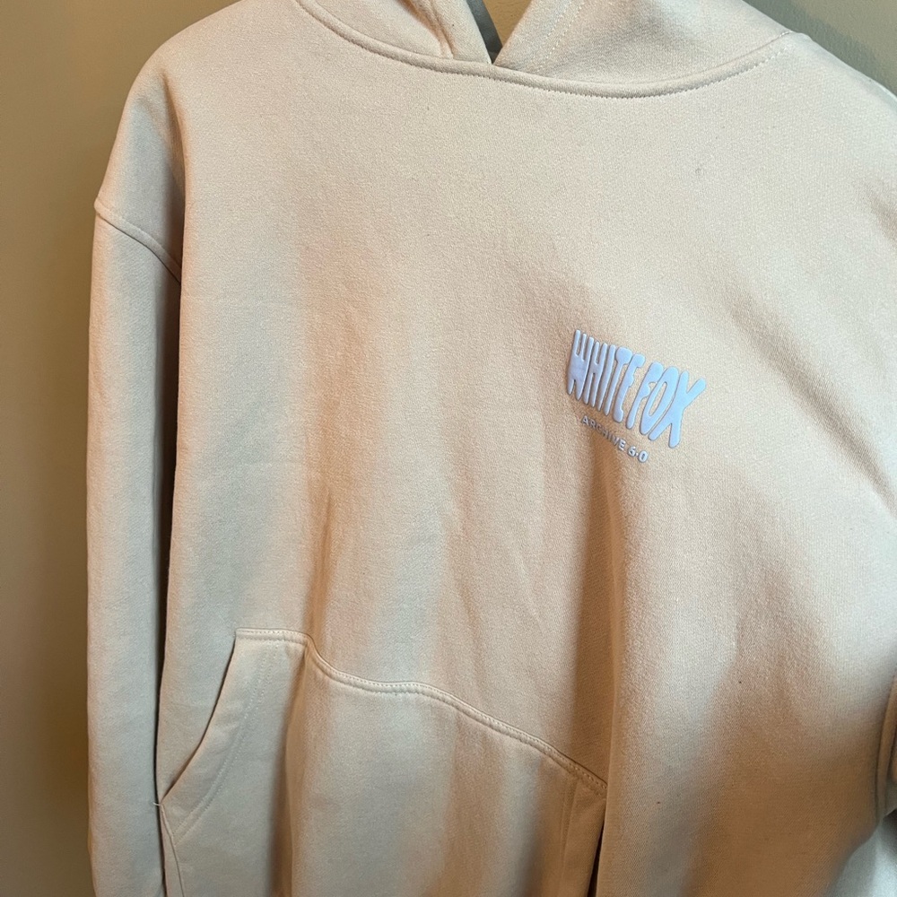 Cream Men's Sweater